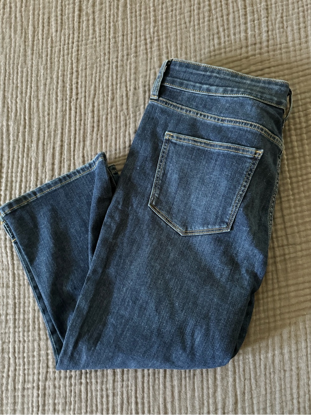 NWT St. John's Bay Women's 14 Capri Dark Glory Blue Denim Jeans